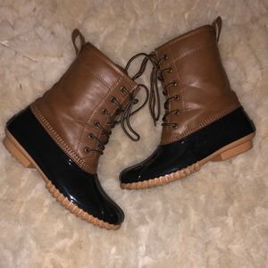 Duck boots 🦆 👢